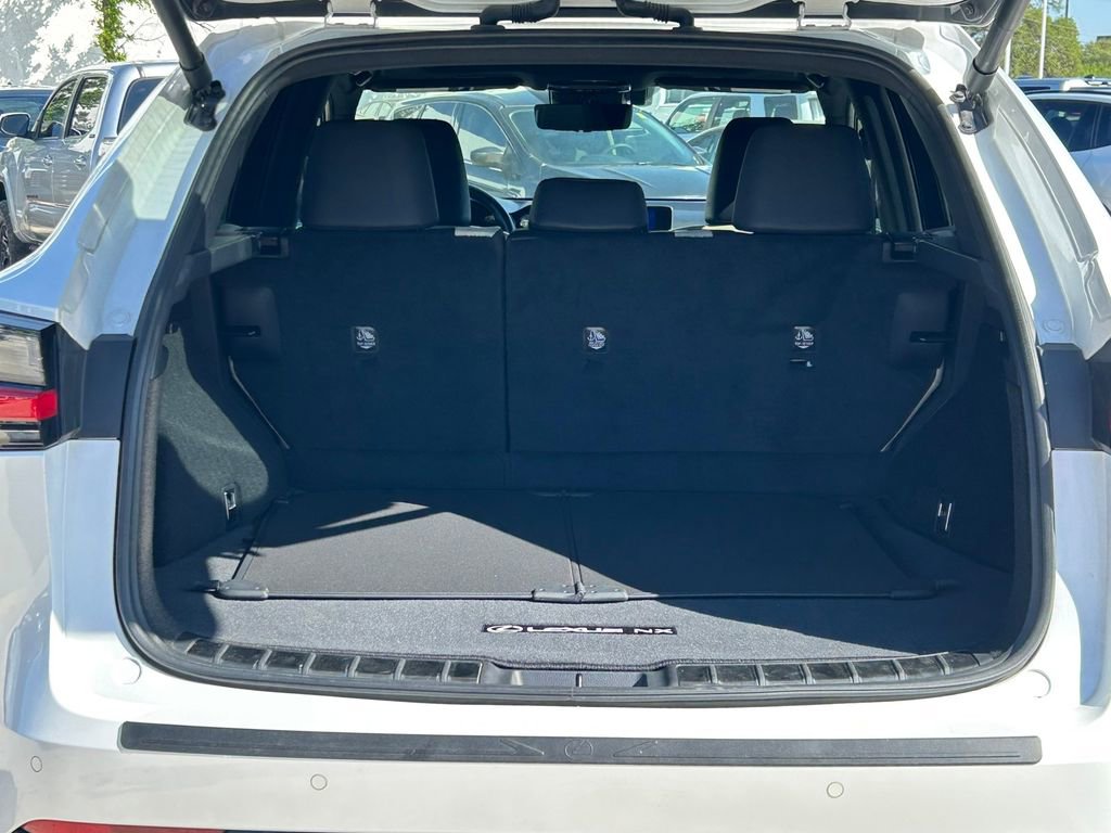 Used 2023 Lexus NX 350h AWD w/ Vision Package image 14