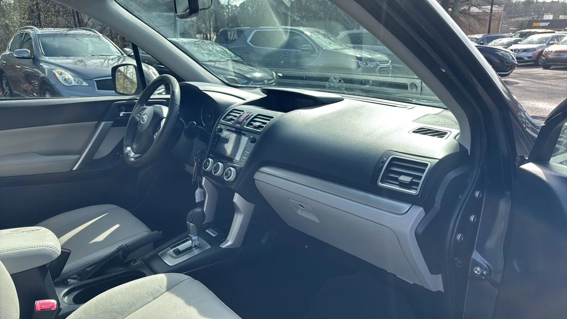 Used 2016 Subaru Forester 2.5i Limited image 11