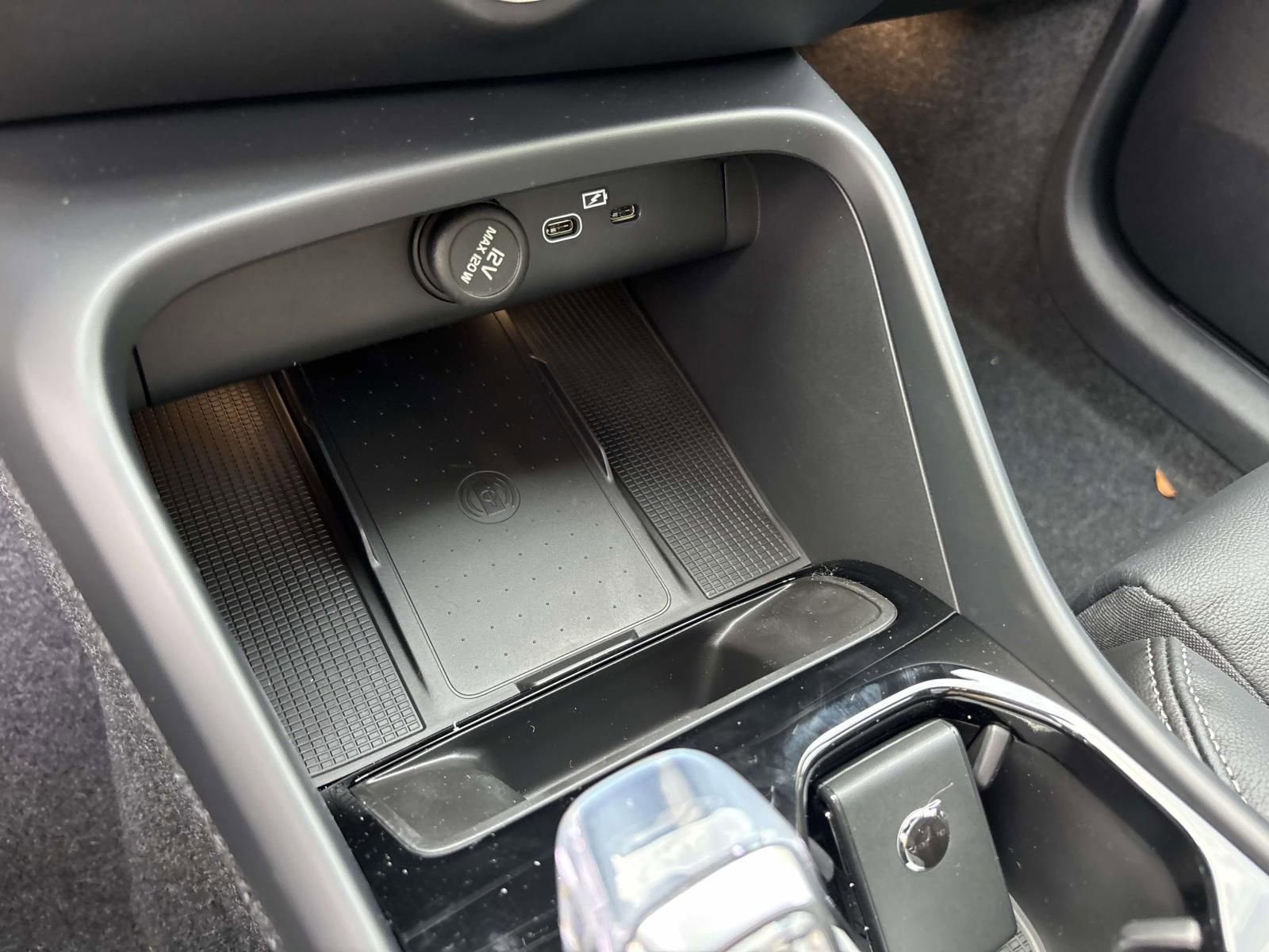 New 2026 Volvo XC40 B5 Plus w/ Protection Package Premier AWD/4WD image 22