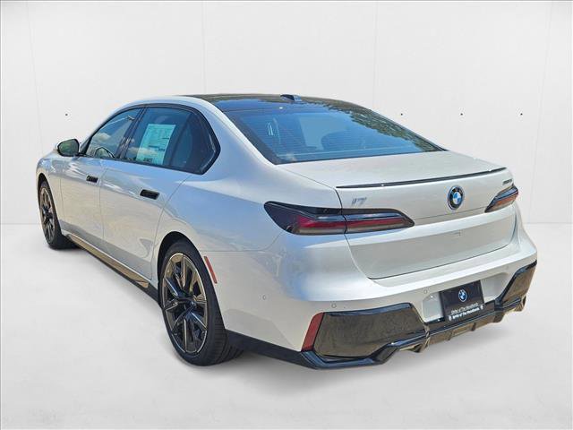 New 2026 BMW i7 M70 RWD image 6