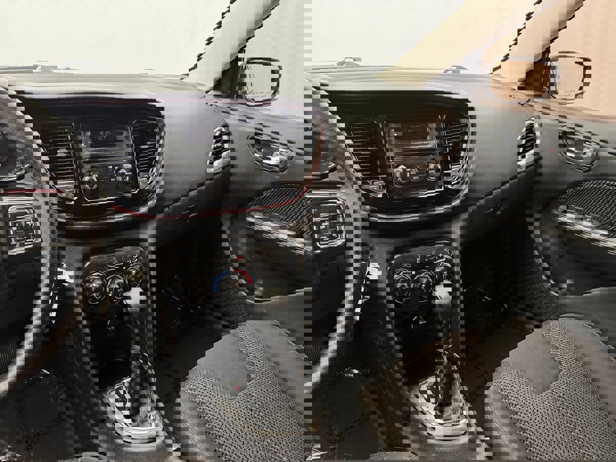 Used 2016 Dodge Dart SXT image 9