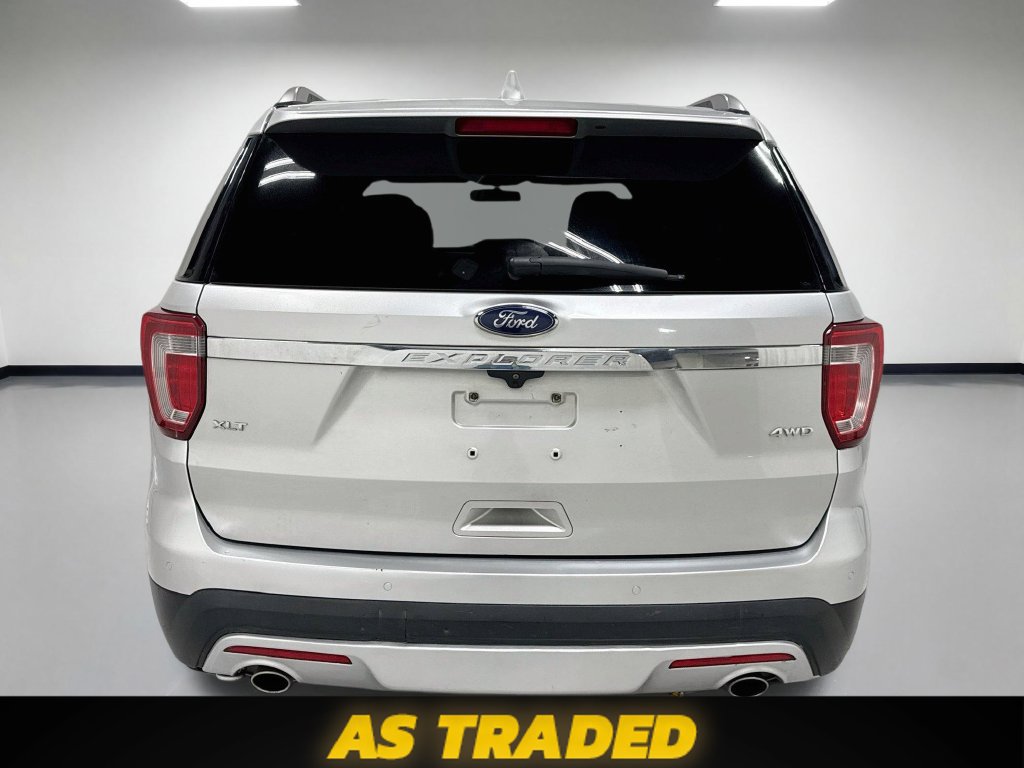 Used 2016 Ford Explorer XLT AWD/4WD image 8