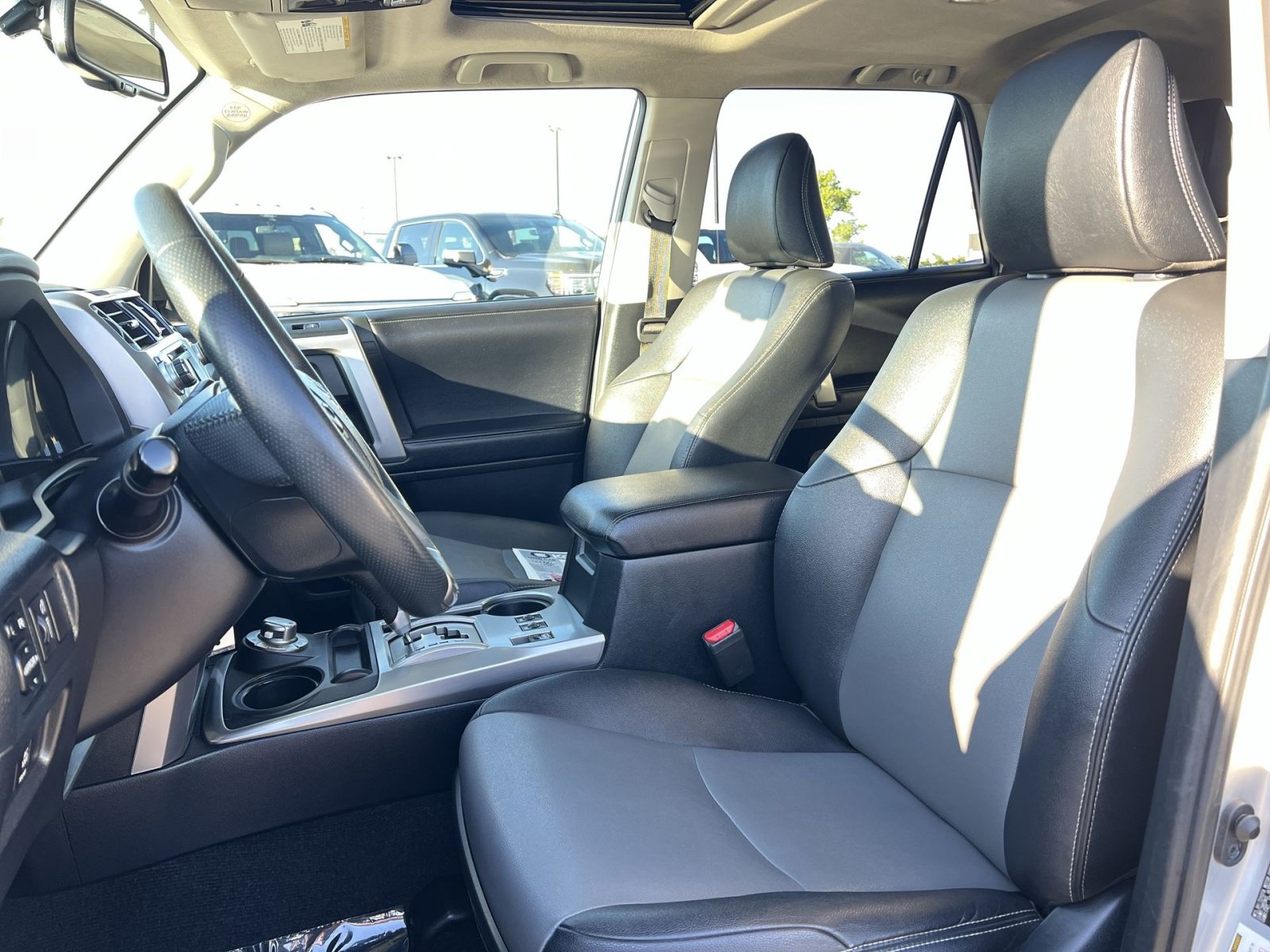 Used 2019 Toyota 4Runner SR5 Premium AWD/4WD image 13