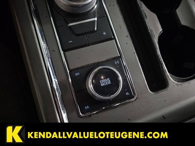Used 2020 Ford Expedition Max XLT AWD/4WD image 16