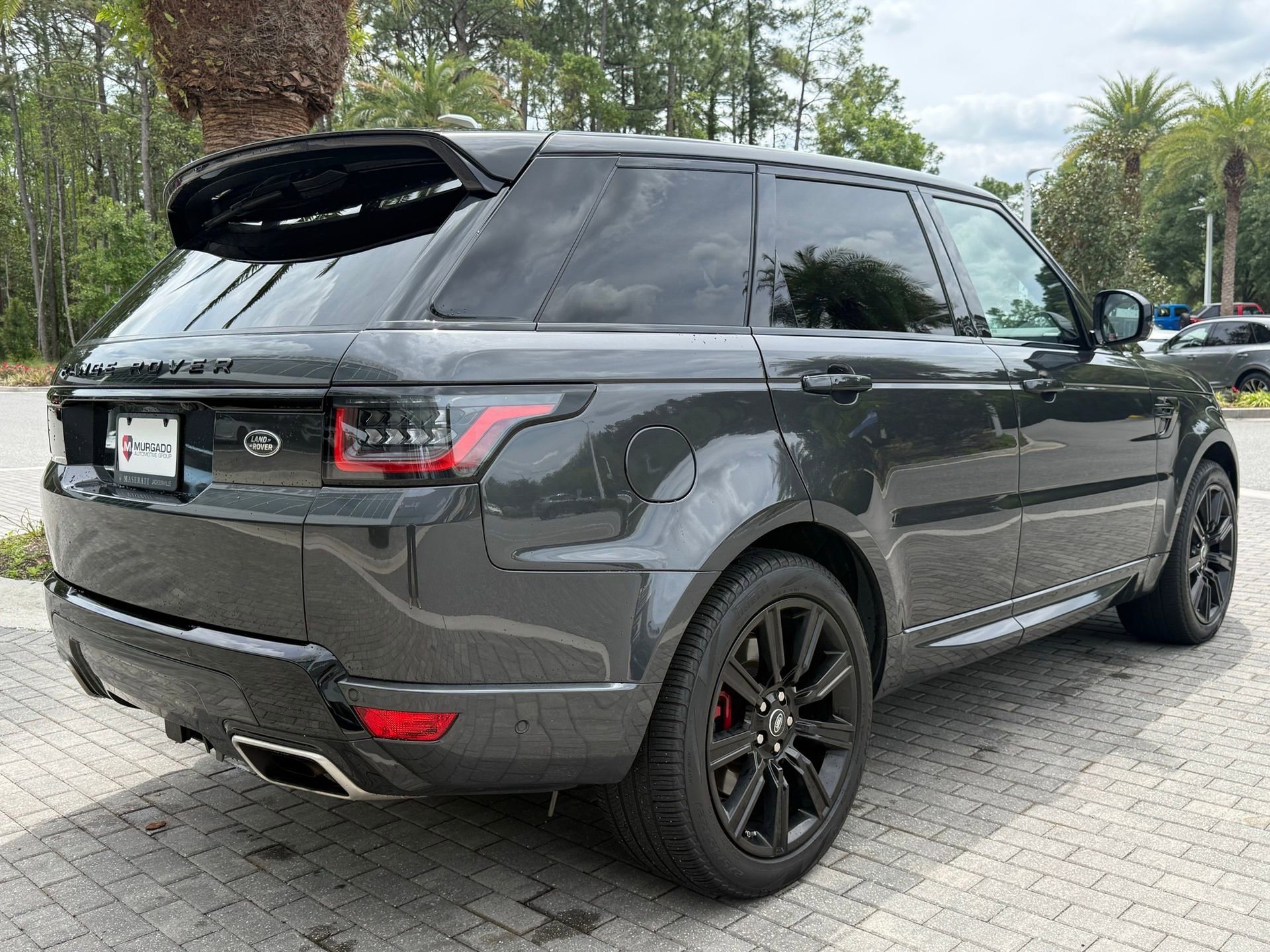 Used 2021 Land Rover Range Rover Sport HST image 15