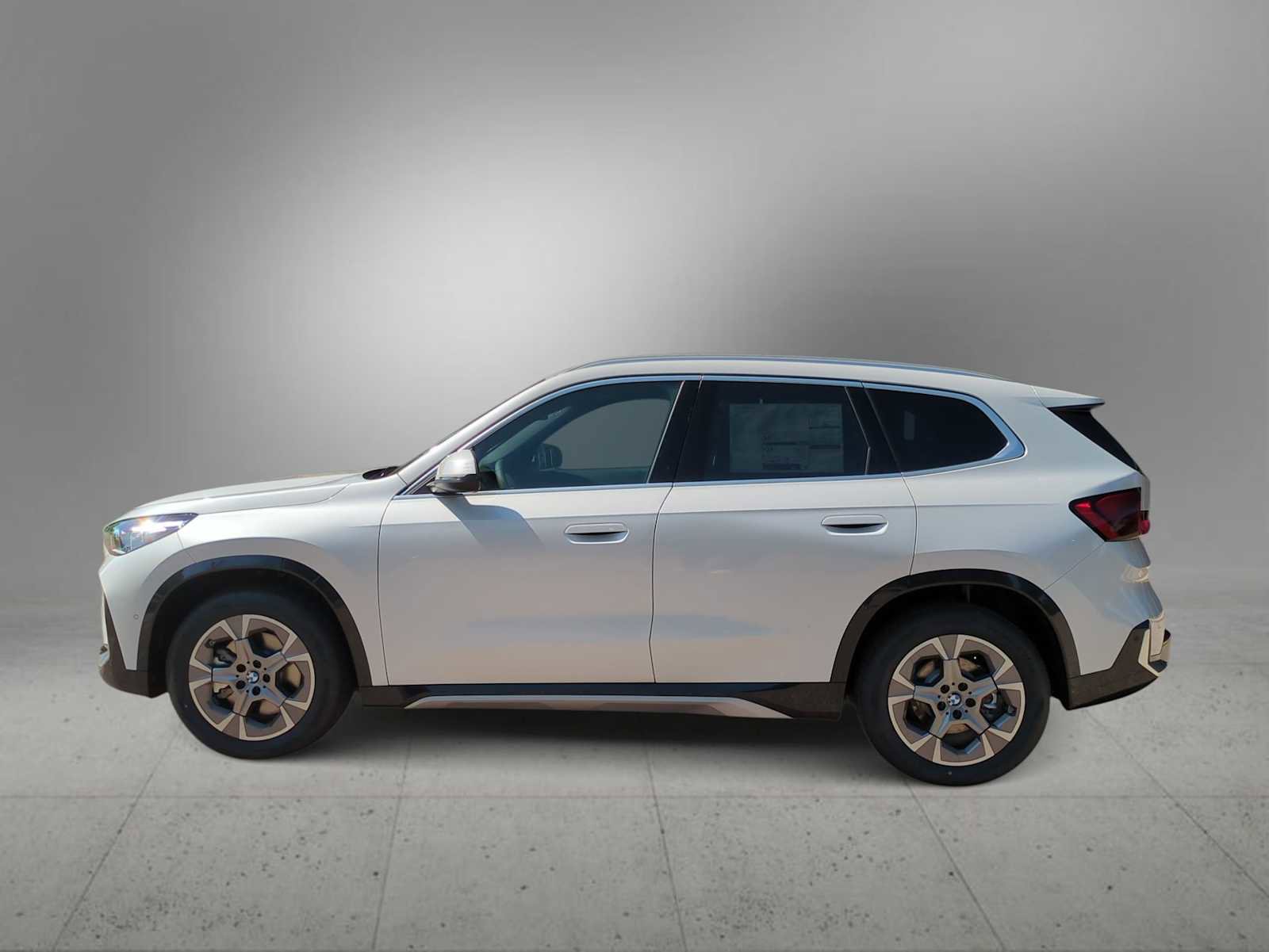 New 2026 BMW X1 xDrive28i image 5