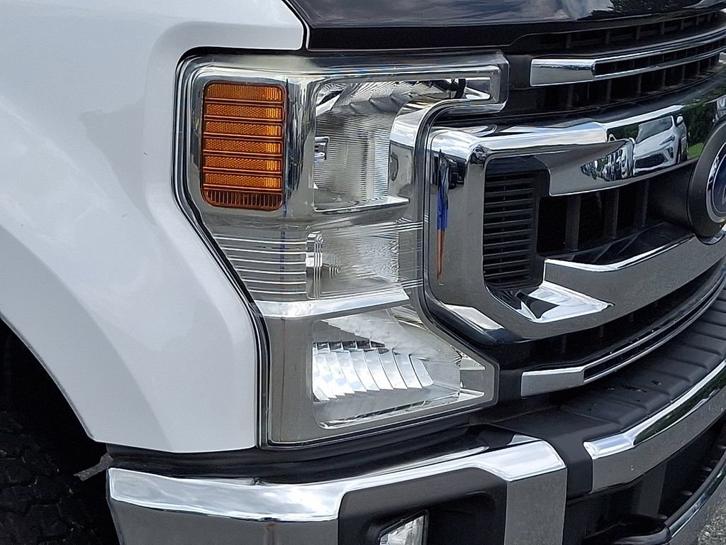 Used 2022 Ford F250 XLT w/ XLT Value Package AWD/4WD image 9