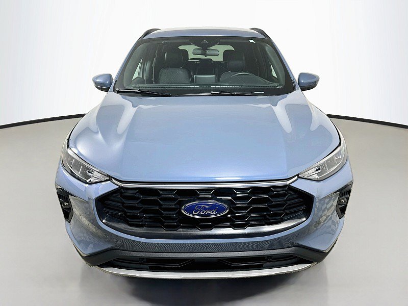 Used 2025 Ford Escape ST-Line Select AWD/4WD image 2
