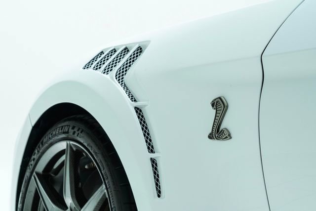 Used 2021 Ford Mustang Shelby GT500 w/ Carbon Fiber Track Pack image 23