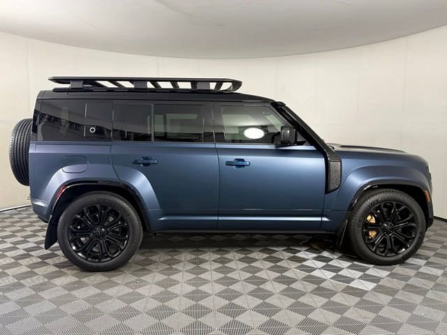 New 2026 Land Rover Defender 110 OCTA AWD/4WD image 9