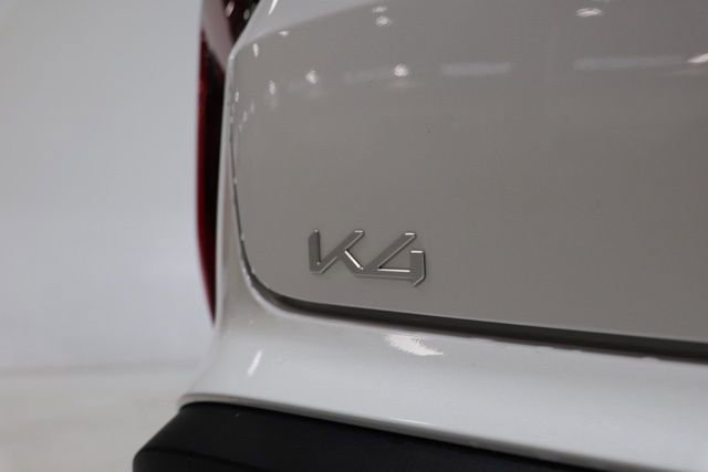 Used 2025 Kia K4 LXS image 11