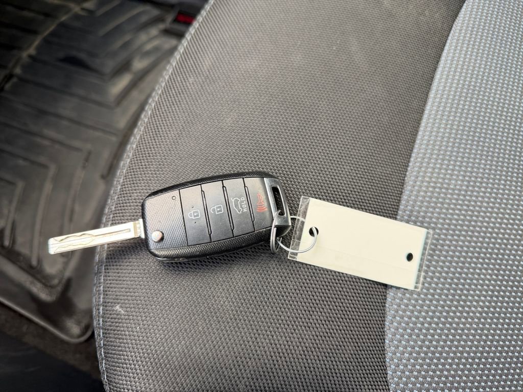 Used 2016 Kia Sportage LX image 32