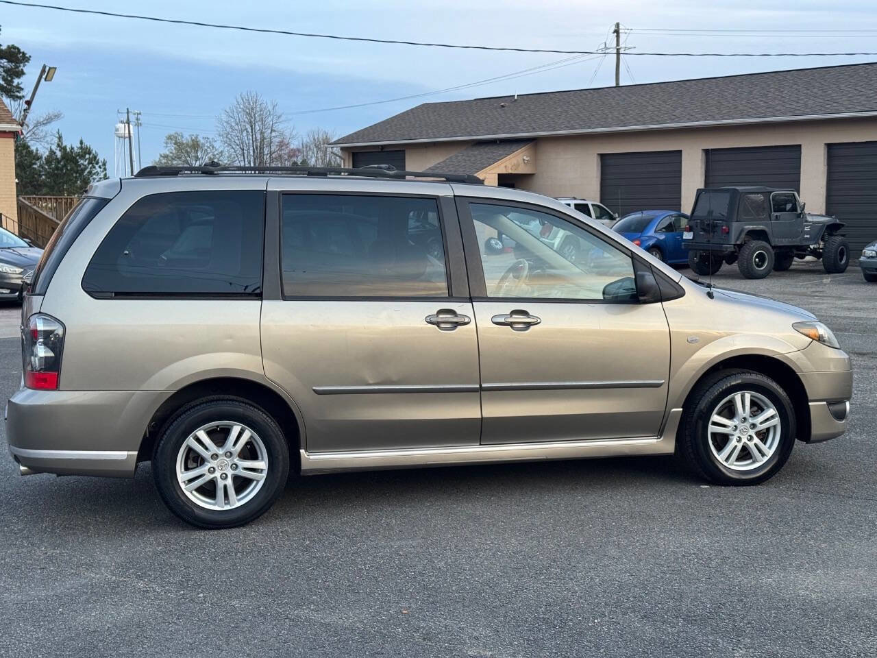 Used 2006 MAZDA MPV LX w/ LX Plus Pkg FWD image 8