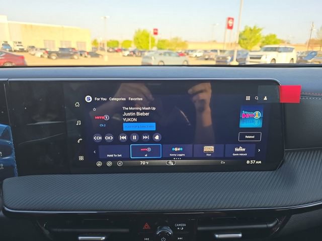 New 2026 Nissan Kicks SR image 8