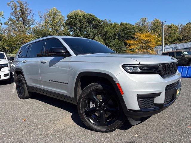 Used 2024 Jeep Grand Cherokee L Laredo AWD/4WD 360° Tour