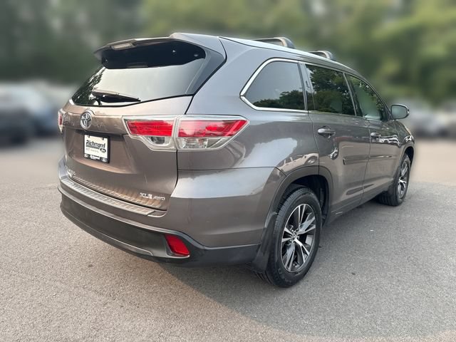 Used 2016 Toyota Highlander XLE w/ Protection Package #3 AWD/4WD image 8