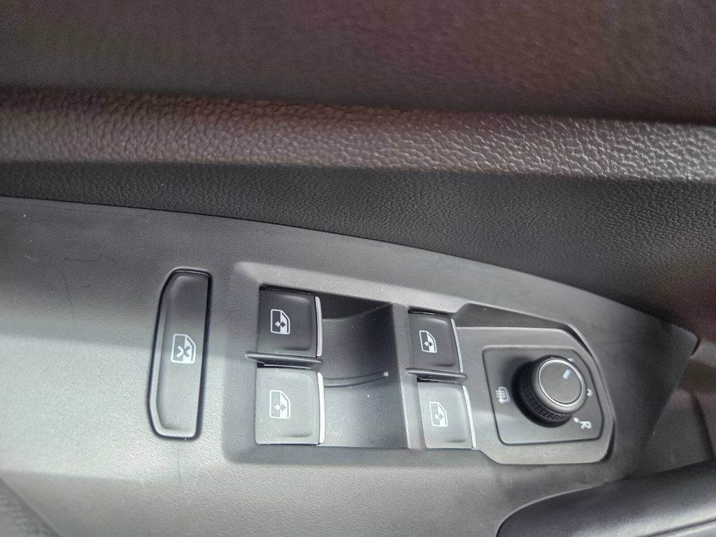 Used 2026 Volkswagen Jetta S FWD image 18