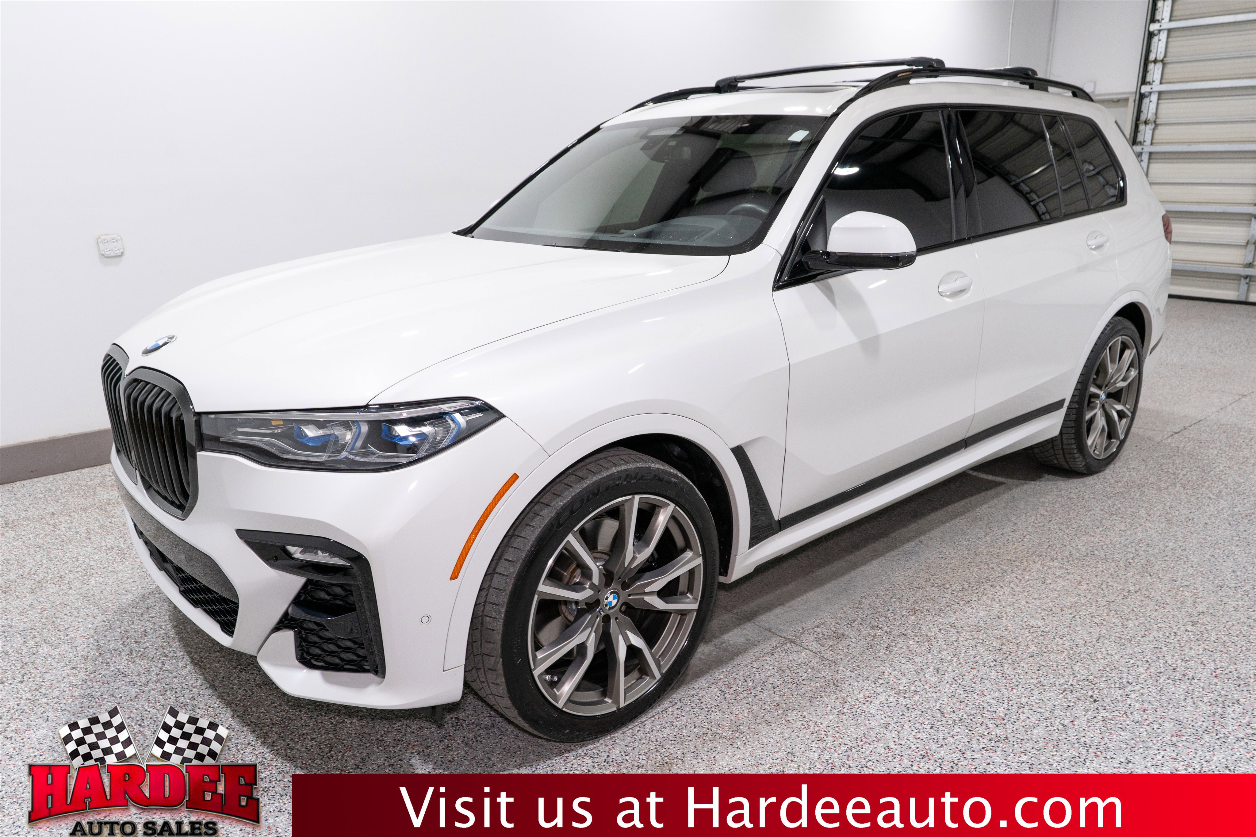 Used 2022 BMW X7 M50i image 2