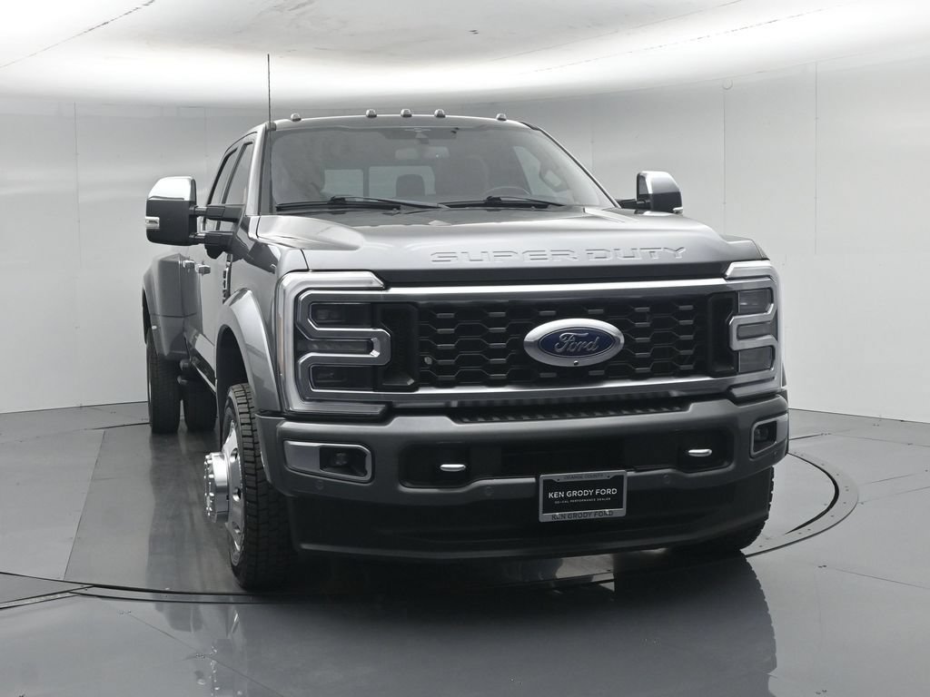 Certified 2023 Ford F450 Platinum w/ FX4 Off-Road Package AWD/4WD image 62
