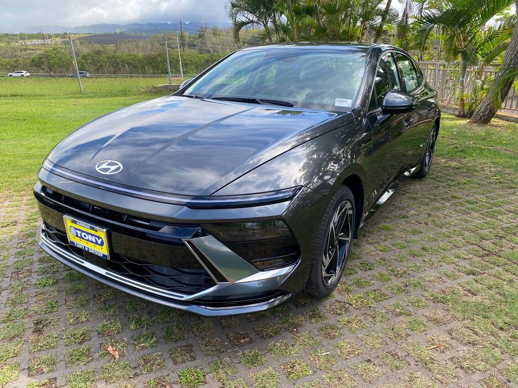 New 2026 Hyundai Sonata SEL FWD image 3