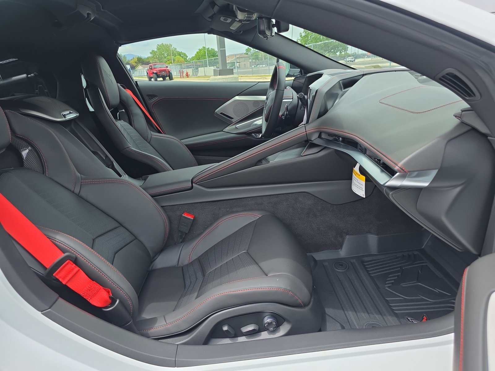 New 2027 Chevrolet Corvette Stingray Coupe w/ Z51 Performance Package RWD image 28
