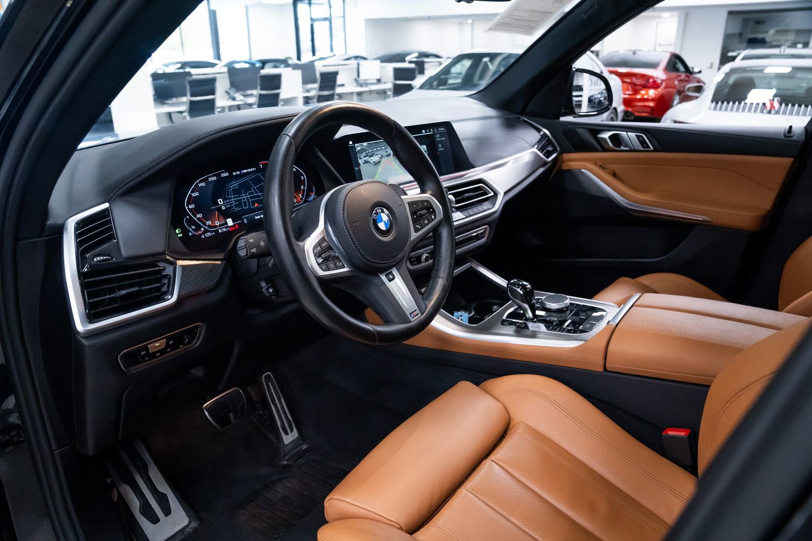 Used 2022 BMW X5 M50i AWD/4WD image 19