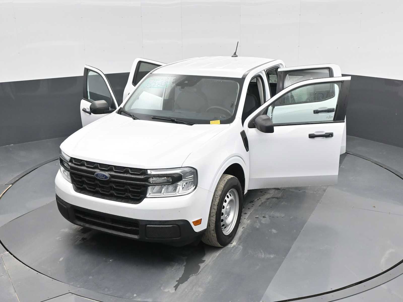 Used 2023 Ford Maverick XL image 37