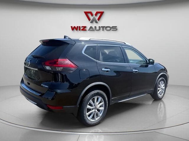 Used 2018 Nissan Rogue SV w/ Premium Package AWD/4WD image 4