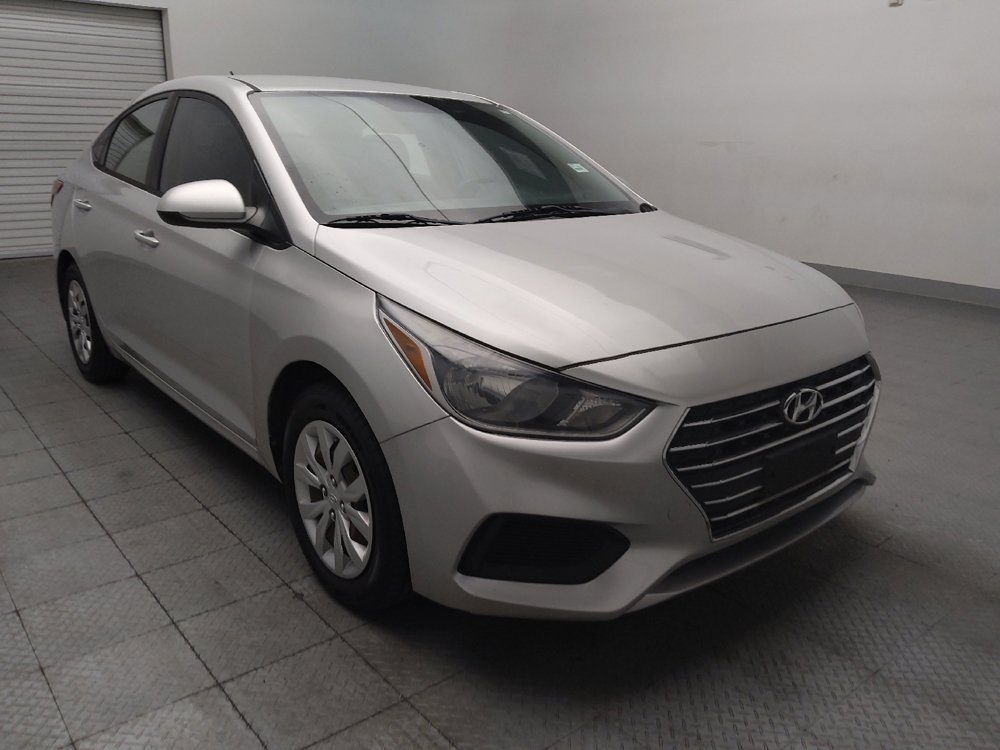 Used 2020 Hyundai Accent SE FWD image 13