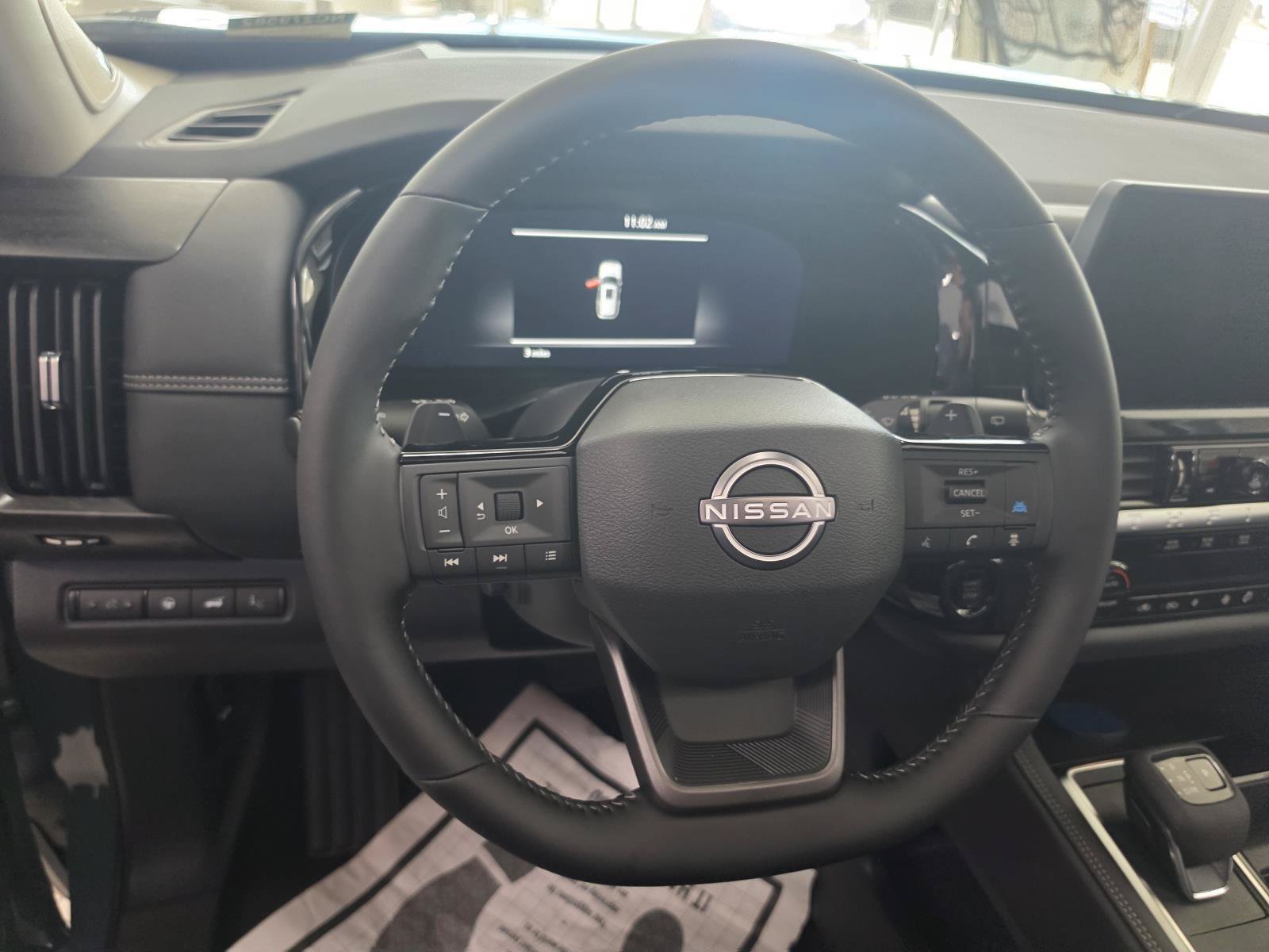 New 2026 Nissan Pathfinder Platinum FWD image 14