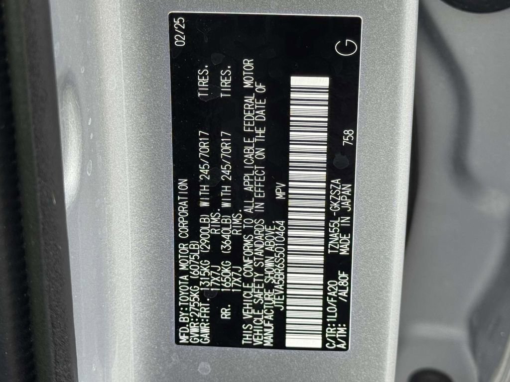 Certified 2025 Toyota 4Runner SR5 image 28