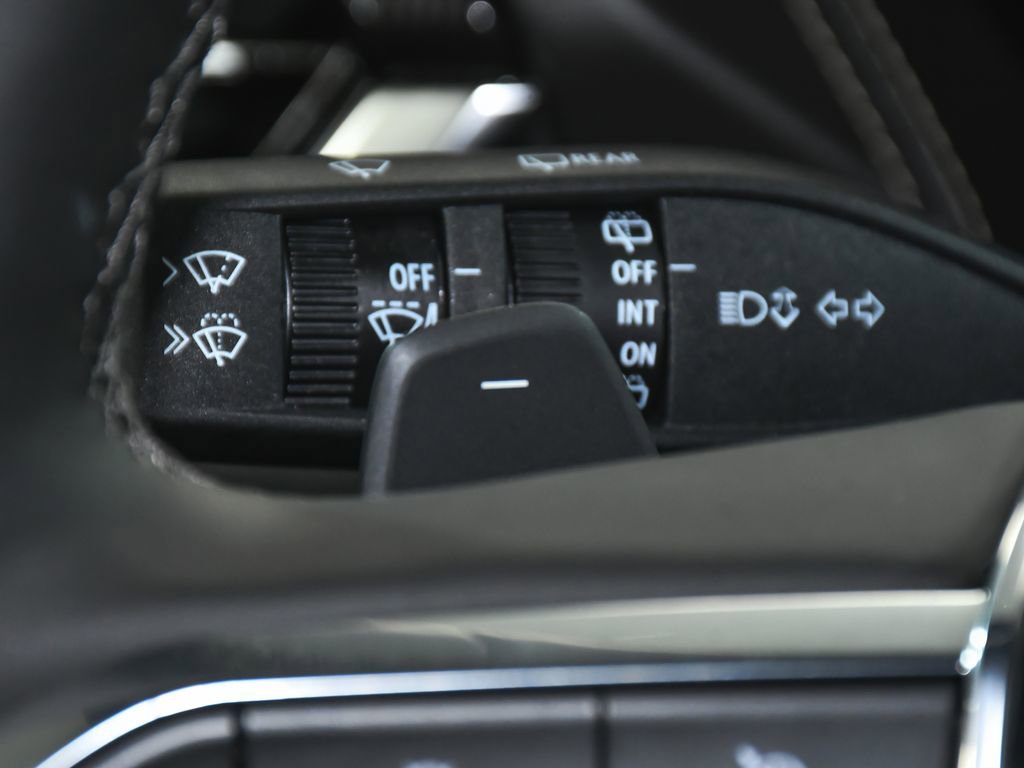 Used 2026 GMC Yukon Elevation w/ LPO, Floor Liner Package AWD/4WD image 35