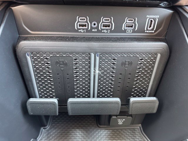 New 2027 RAM 3500 Limited AWD/4WD image 24