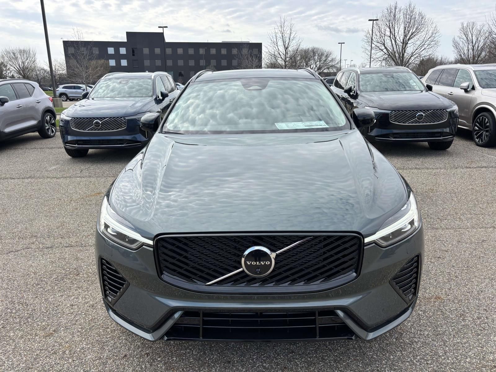 New 2026 Volvo XC60 T8 Plus w/ Protection Package Premier AWD/4WD image 2