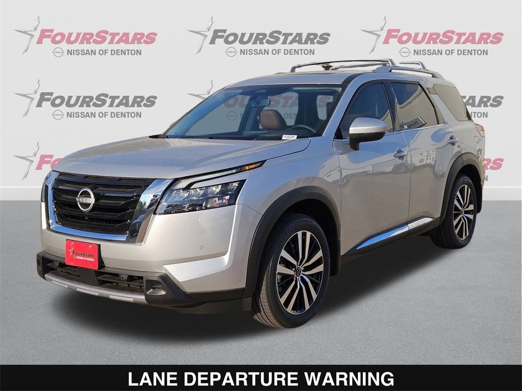 New 2025 Nissan Pathfinder Platinum image 9