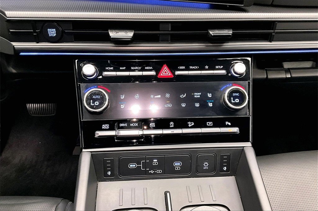 Certified 2025 Hyundai Santa Fe Calligraphy image 24