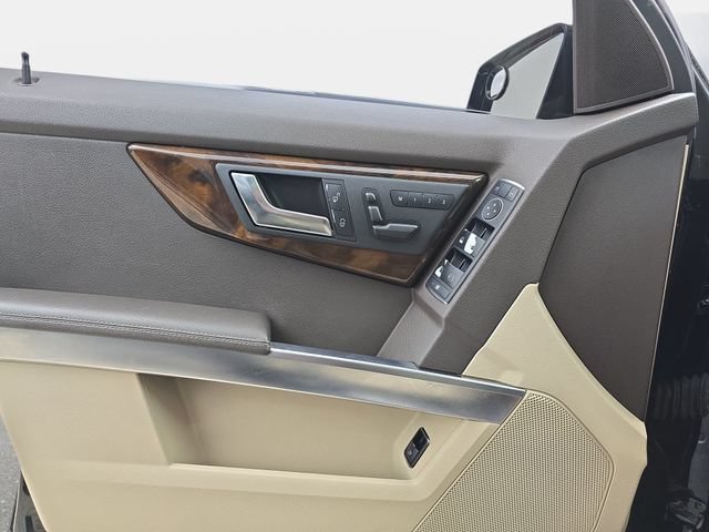 Used 2013 Mercedes-Benz GLK 350 2WD image 24