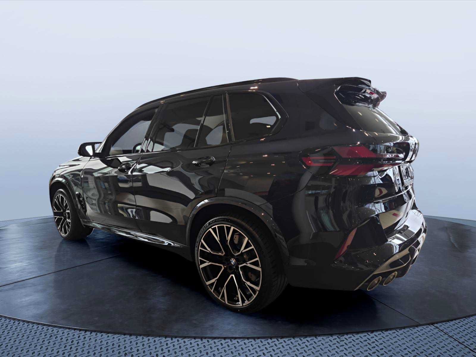 New 2026 BMW X5 M Competition w/ Executive Package AWD/4WD image 5