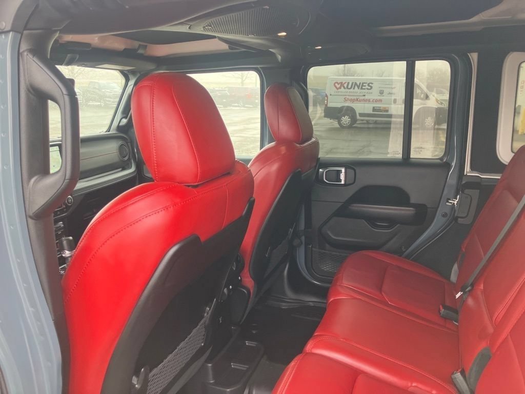 Used 2024 Jeep Wrangler Unlimited Rubicon 392 AWD/4WD image 33