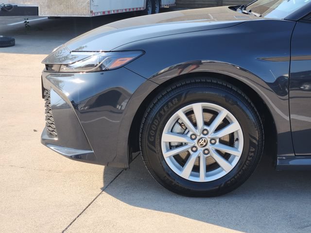 Used 2026 Toyota Camry LE FWD image 14