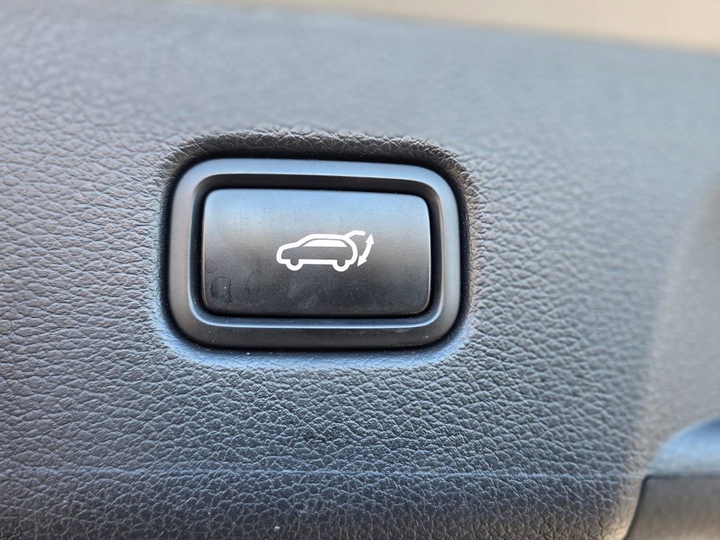 Used 2023 Hyundai Palisade Limited image 12