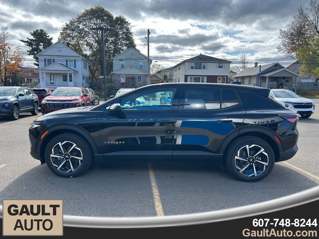 New 2026 Chevrolet Equinox EV LT image 6