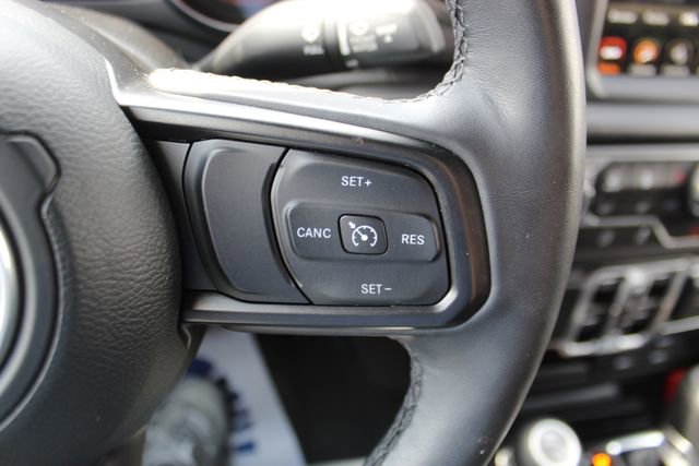 Used 2023 Jeep Wrangler Sport S image 13