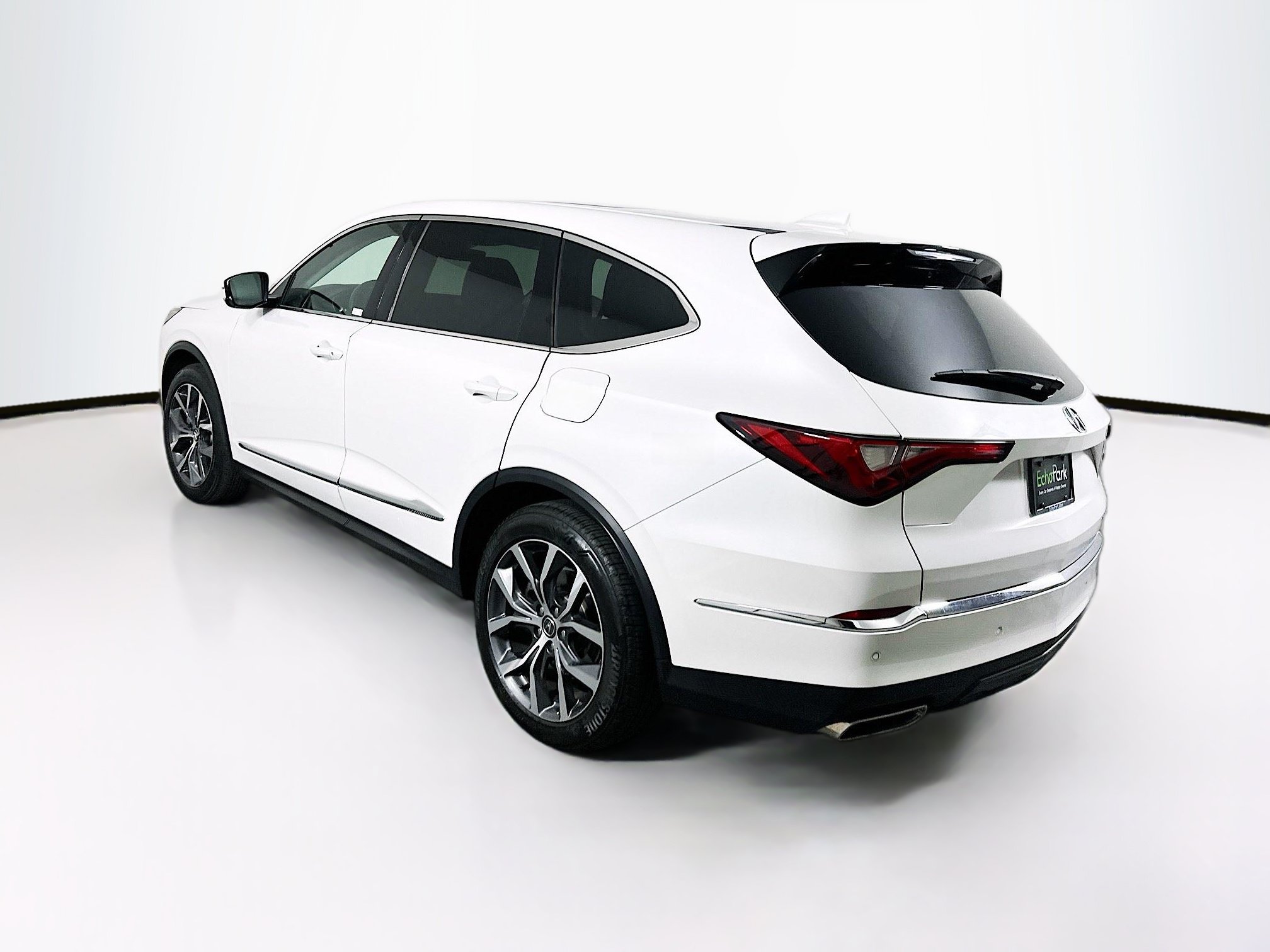 Used 2023 Acura MDX SH-AWD w/ Technology Package image 5
