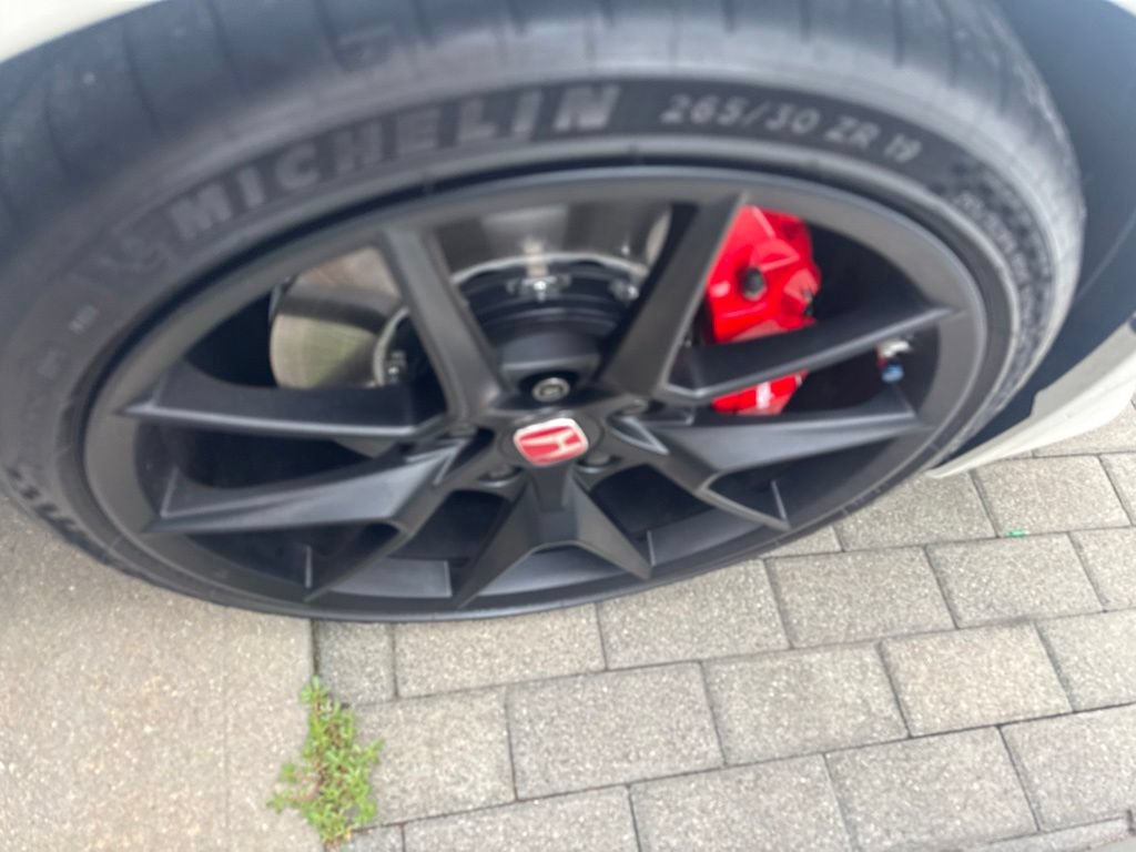 Used 2025 Honda Civic Type R image 10