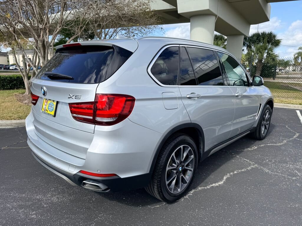 Used 2018 BMW X5 sDrive35i w/ Driving Assistance Package image 3
