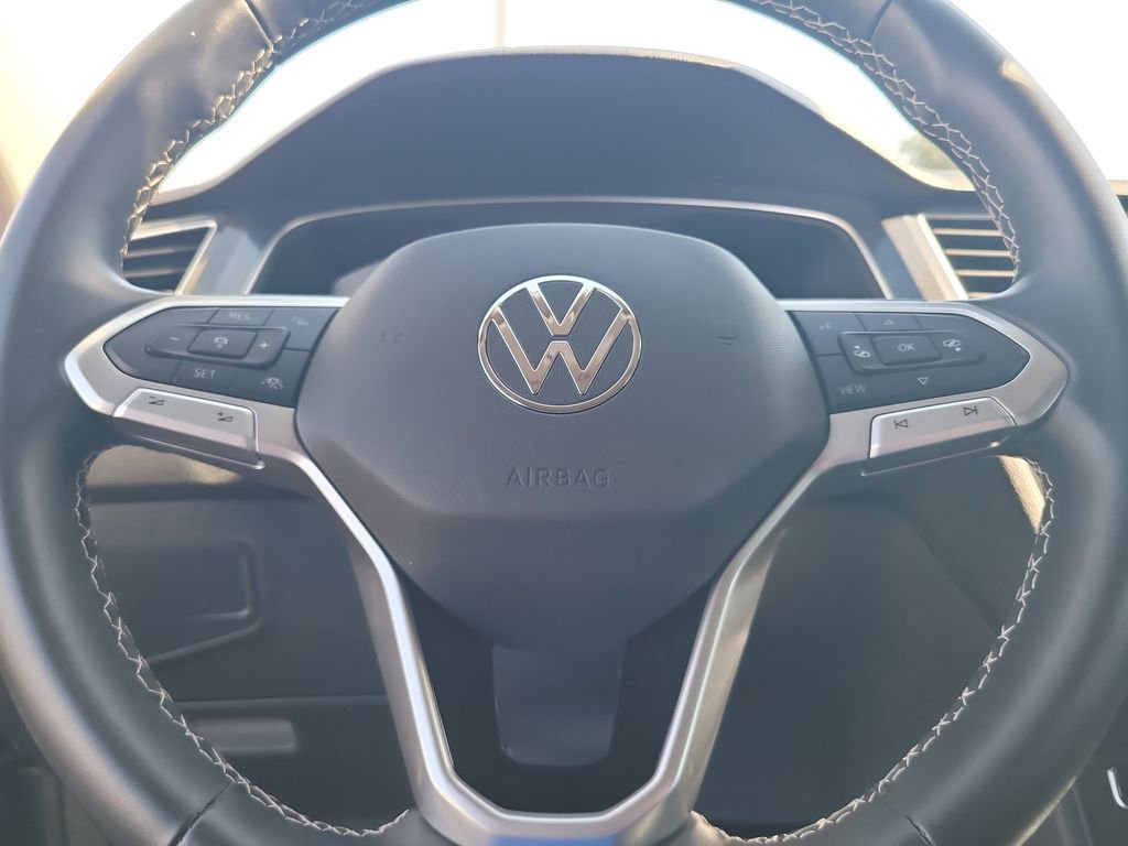 Used 2024 Volkswagen Tiguan S image 12