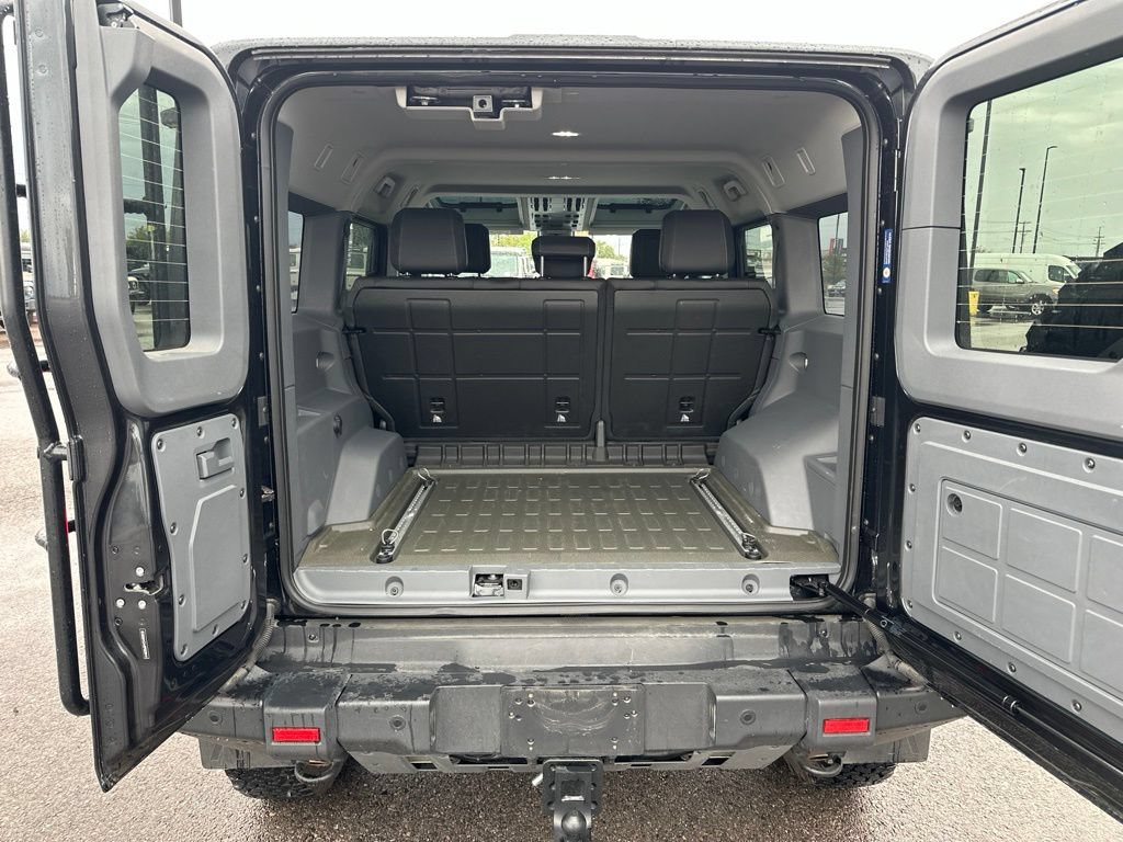 Used 2025 INEOS Grenadier Station Wagon AWD/4WD image 9