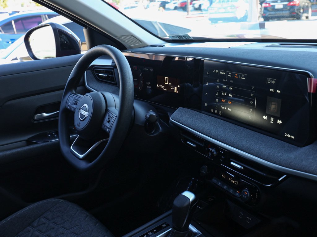 Used 2026 Nissan Kicks SV FWD image 21