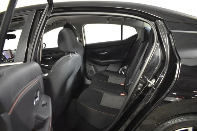 Certified 2021 Nissan Sentra SR FWD image 27